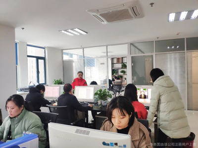 安徽臻美教育咨詢(xún)公司繪畫(huà)培訓(xùn) 點(diǎn)亮創(chuàng)意，繪就未來(lái)